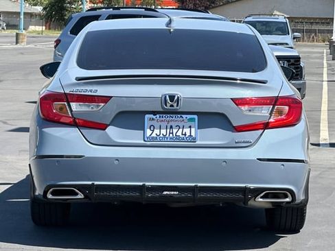 Used 2022 Honda Accord Touring image 5