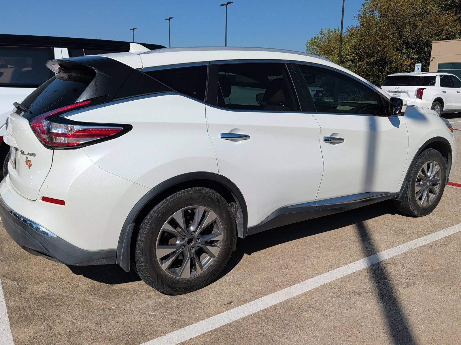 Used 2016 Nissan Murano SL AWD/4WD image 2