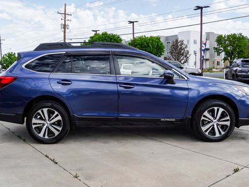 Used 2019 Subaru Outback 2.5i Limited w/ Popular Package #2 AWD/4WD image 9