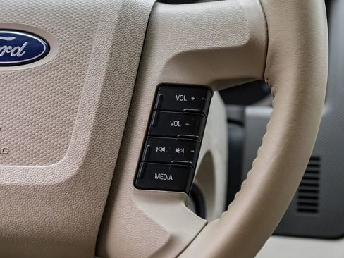 Used 2011 Ford Escape XLT image 20