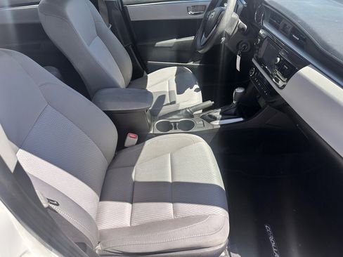 Used 2015 Toyota Corolla LE w/ Body Protection Package #1 FWD image 9