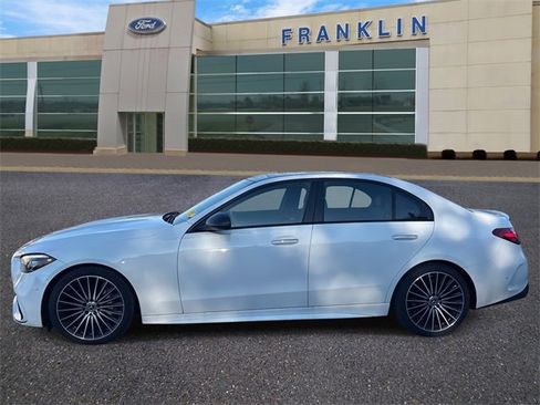 Used 2023 Mercedes-Benz C 300 Sedan image 4