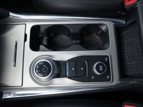 Used 2023 Ford Explorer XLT w/ Equipment Group 202A image 25