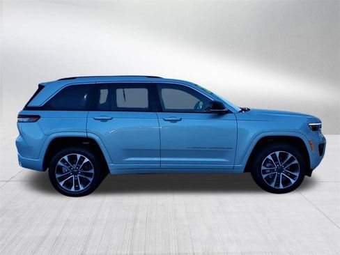 Used 2024 Jeep Grand Cherokee Overland w/ Trailer Tow Package image 3