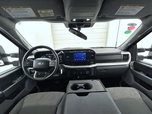 Used 2024 Ford F250 XLT image 13