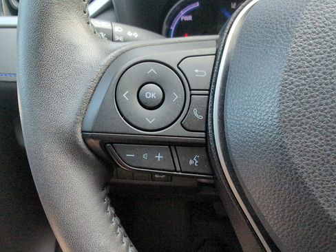 Used 2023 Toyota RAV4 XSE AWD/4WD image 19