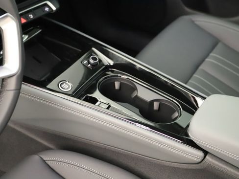 New 2026 Audi Q3 quattro 2.0T AWD/4WD image 17