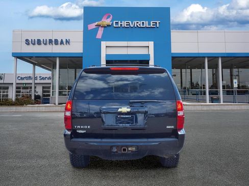 Used 2007 Chevrolet Tahoe LTZ w/ LTZ Preferred Equipment Group AWD/4WD image 5