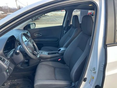 Used 2022 Honda HR-V EX image 10