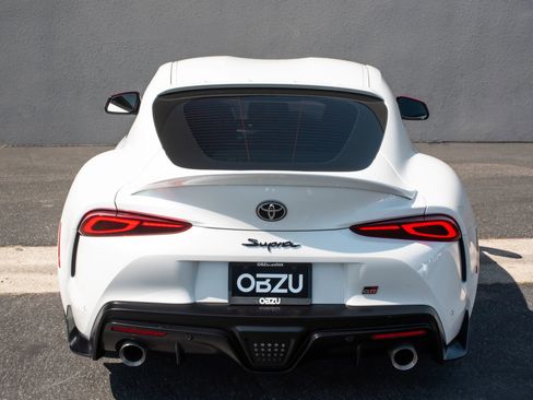 Used 2020 Toyota Supra Launch Edition w/ Driver Assist Package RWD image 9