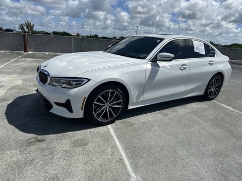 Used 2021 BMW 330i Sedan w/ Convenience Package RWD image 32