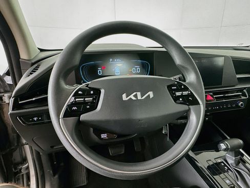 Used 2026 Kia Niro LX FWD image 18
