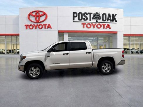 Used 2020 Toyota Tundra SR5 w/ SR5 Upgrade Package AWD/4WD image 4