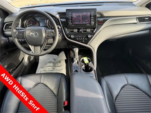 Used 2023 Toyota Camry SE w/ Cold Weather Package image 13