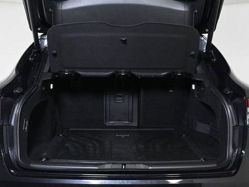 Used 2024 Maserati Levante GT Ultima image 23