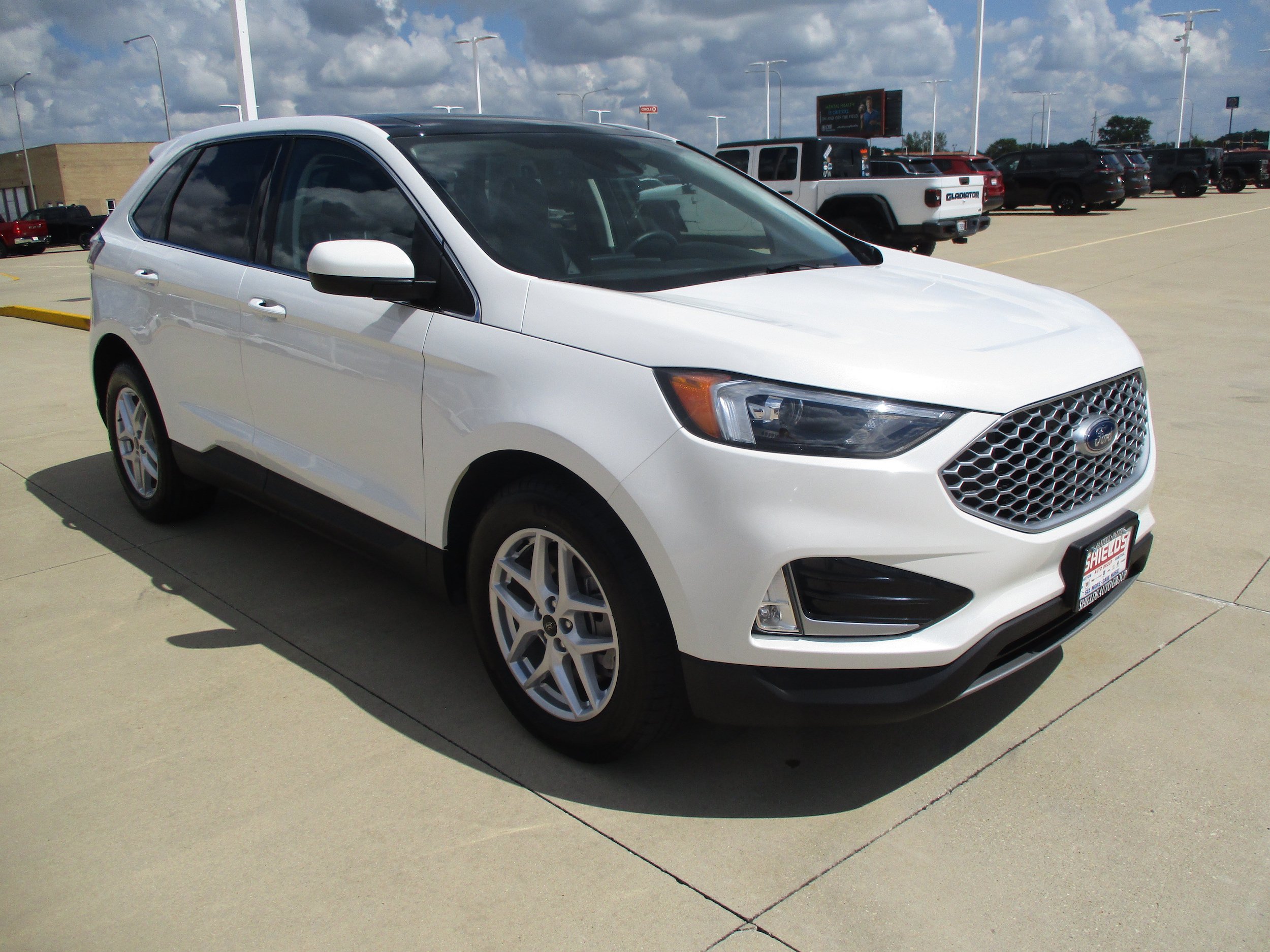 Used 2024 Ford Edge SEL w/ Convenience Package AWD/4WD image 9