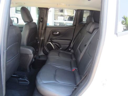 Used 2019 Jeep Renegade Limited image 19