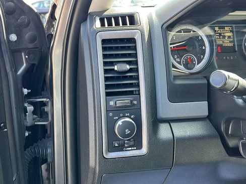 Used 2019 RAM 1500 ST w/ SXT Plus Group AWD/4WD image 14