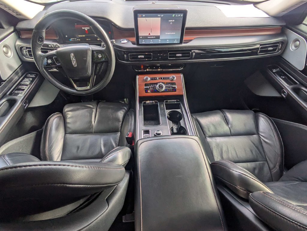 Used 2022 Lincoln Aviator Reserve w/ Equipment Group 201A AWD/4WD image 17