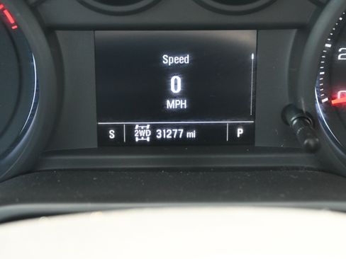 Used 2022 Chevrolet Silverado 1500 Custom Trail Boss AWD/4WD image 13