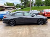 Used 2022 Hyundai Elantra SEL image 4