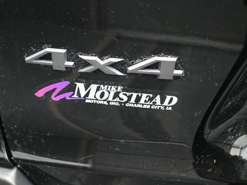 Used 2019 Jeep Cherokee Trailhawk w/ Cold Weather Group image 15