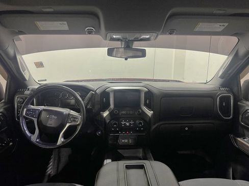 Used 2021 Chevrolet Silverado 1500 LT Trail Boss AWD/4WD image 2