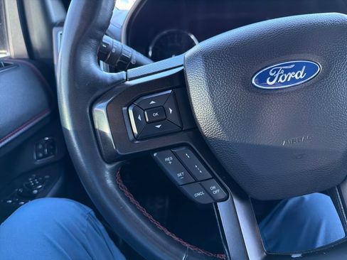 Used 2021 Ford Expedition Limited image 16