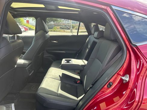 Used 2023 Toyota Venza Nightshade AWD/4WD image 17