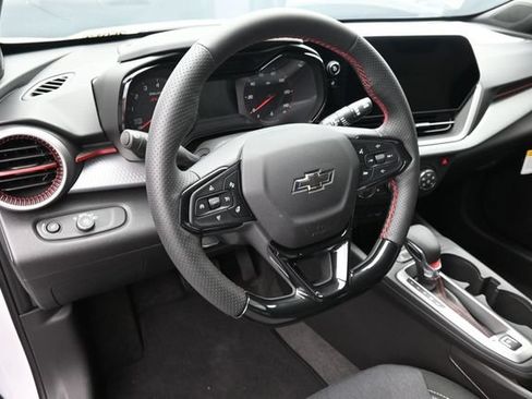 New 2026 Chevrolet Trax RS w/ Driver Confidence Package FWD image 19