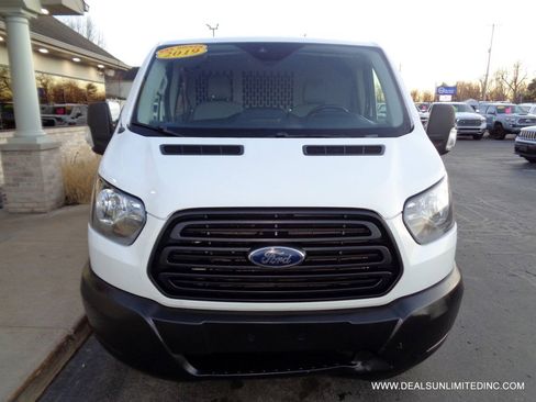 Used 2019 Ford Transit 250 130 Low Roof RWD image 23