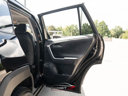 Used 2021 Toyota RAV4 Adventure image 41