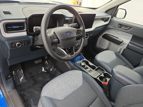 Used 2025 Ford Maverick XLT w/ XLT Luxury Package image 15