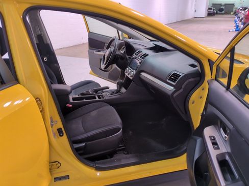 Used 2015 Subaru Crosstrek 2.0i Premium w/ Special Edition Package image 11