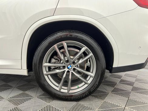 Used 2019 BMW X4 xDrive30i w/ M Sport Package 2 AWD/4WD image 32