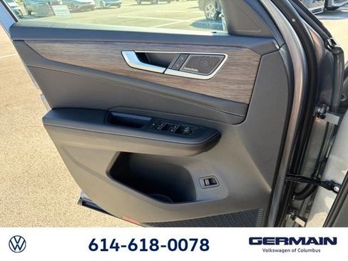 New 2026 Volkswagen Atlas SEL Premium R-Line AWD/4WD image 25