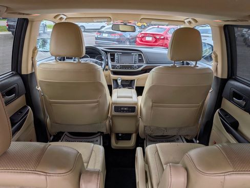 Used 2016 Toyota Highlander Limited AWD/4WD image 35
