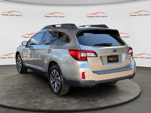 Used 2015 Subaru Outback 2.5i Limited AWD/4WD image 8