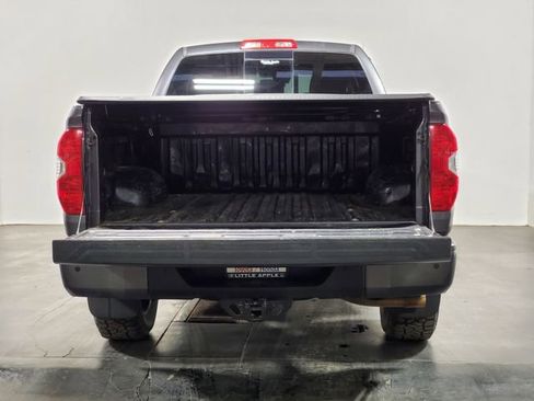 Used 2018 Toyota Tundra SR5 w/ TRD Off Road Package image 27