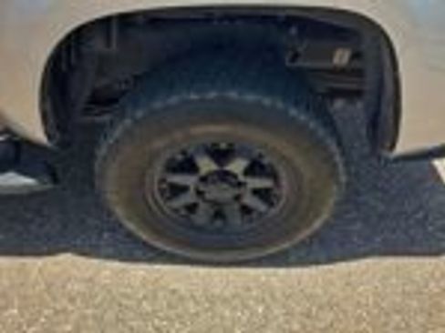Used 2023 Toyota Tacoma SR AWD/4WD image 61