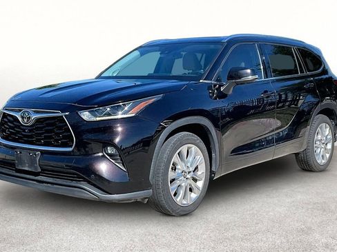 Used 2020 Toyota Highlander Limited FWD image 5
