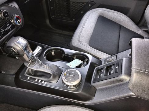 New 2025 Ford Bronco 4-Door image 20