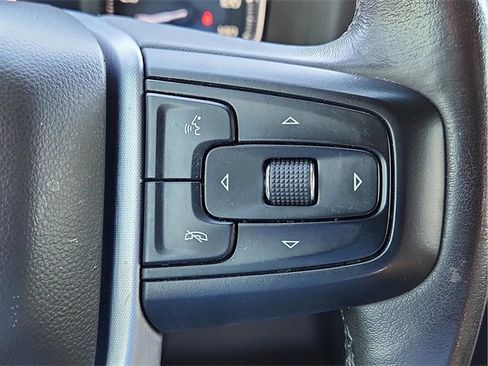 Used 2020 GMC Sierra 1500 SLT image 16