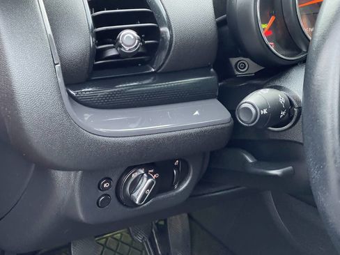 Used 2017 MINI Cooper Clubman S image 29
