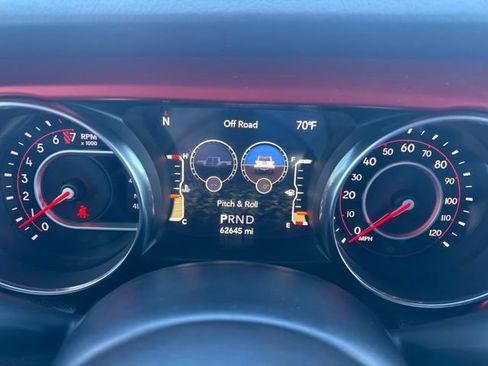 Used 2020 Jeep Gladiator Rubicon w/ Dual Top Group AWD/4WD image 26