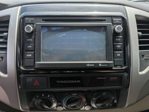Used 2015 Toyota Tacoma 2WD Double Cab w/ SR5 Package image 19