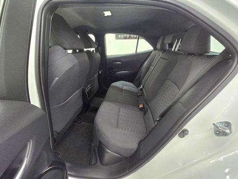 Used 2021 Toyota Corolla SE FWD image 14