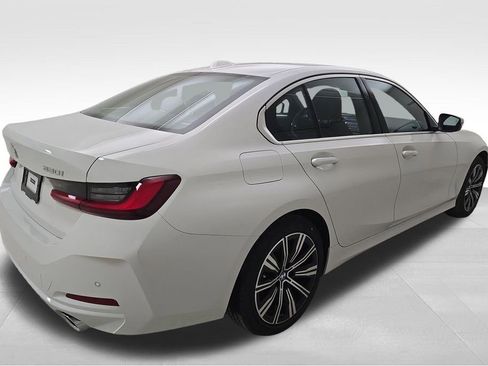 New 2026 BMW 330i xDrive Sedan w/ Premium Package AWD/4WD image 9