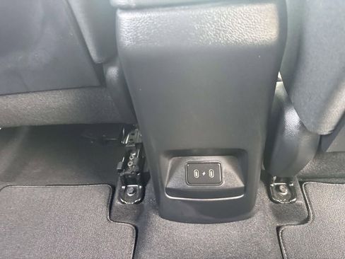 Used 2023 Kia Soul S FWD image 19