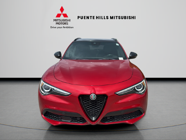 Used 2023 Alfa Romeo Stelvio Veloce AWD/4WD image 2